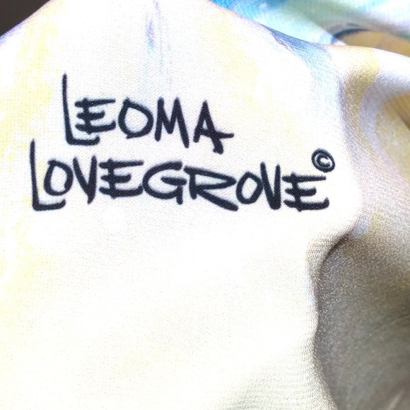 NWOT Leoma Lovegrove Pink With Tropical Bird Short Caftan. Size Medium - Picture 9 of 9